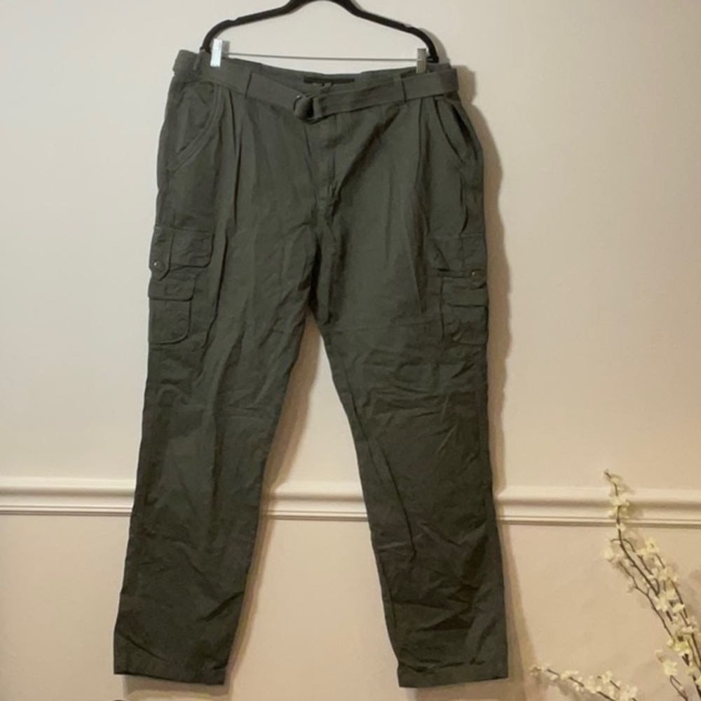Grey Cargo Pants with Relaxed Fit and Washed Look